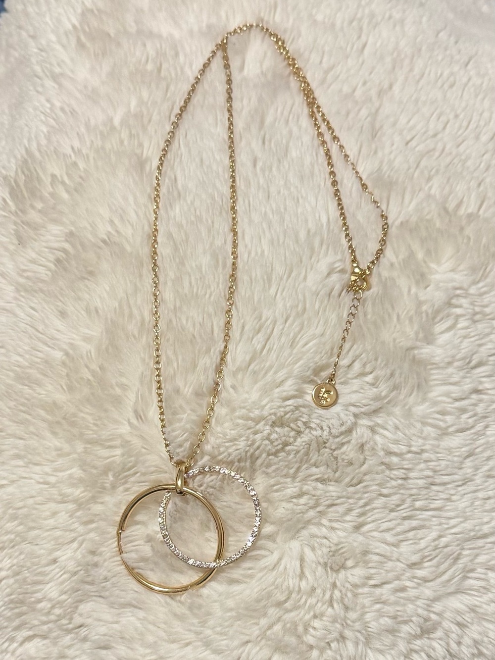Necklace with interlaced Double Circle Pendant Necklace - Women's Jewelry
